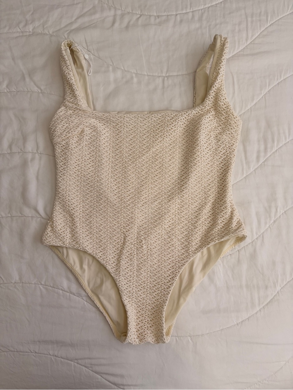 Monday Swimwear - size V
